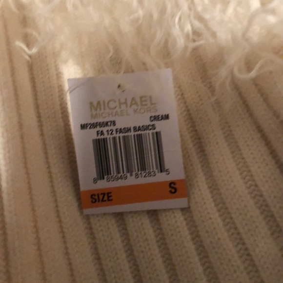 NWT Michael Kors Mongolian fur vest - Picture 4 of 5